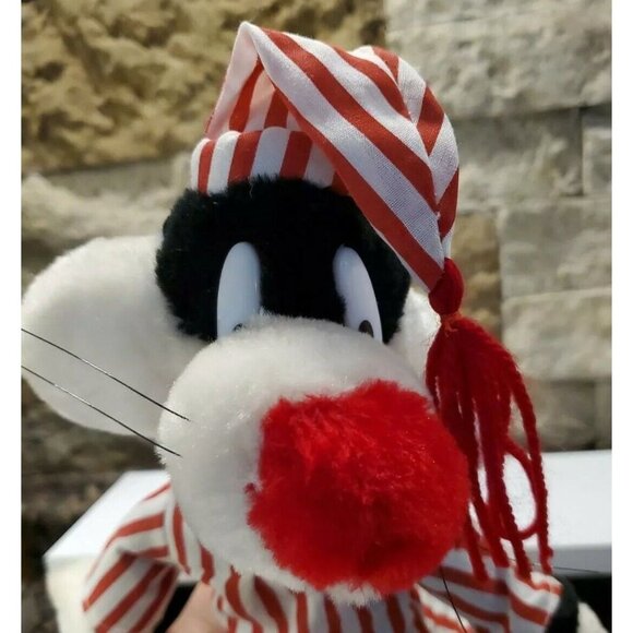 Looney Tunes Warner Bros Sylvester Cat Plush 12" 1997 in Night Shirt Hat slipper - Picture 3 of 9
